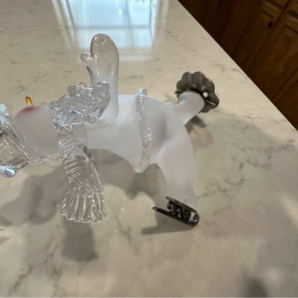 “Vintage Frosted Glass Skating Snowman Figurines – Set of 3, - Picture 10 of 16